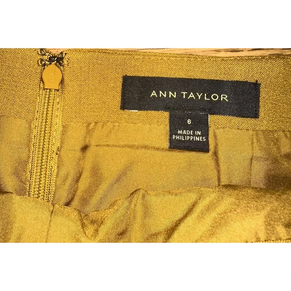 Ann Taylor‎ Mustard Yellow Faux Suede Lined Short Zip Up Mini Skirt Women's 6